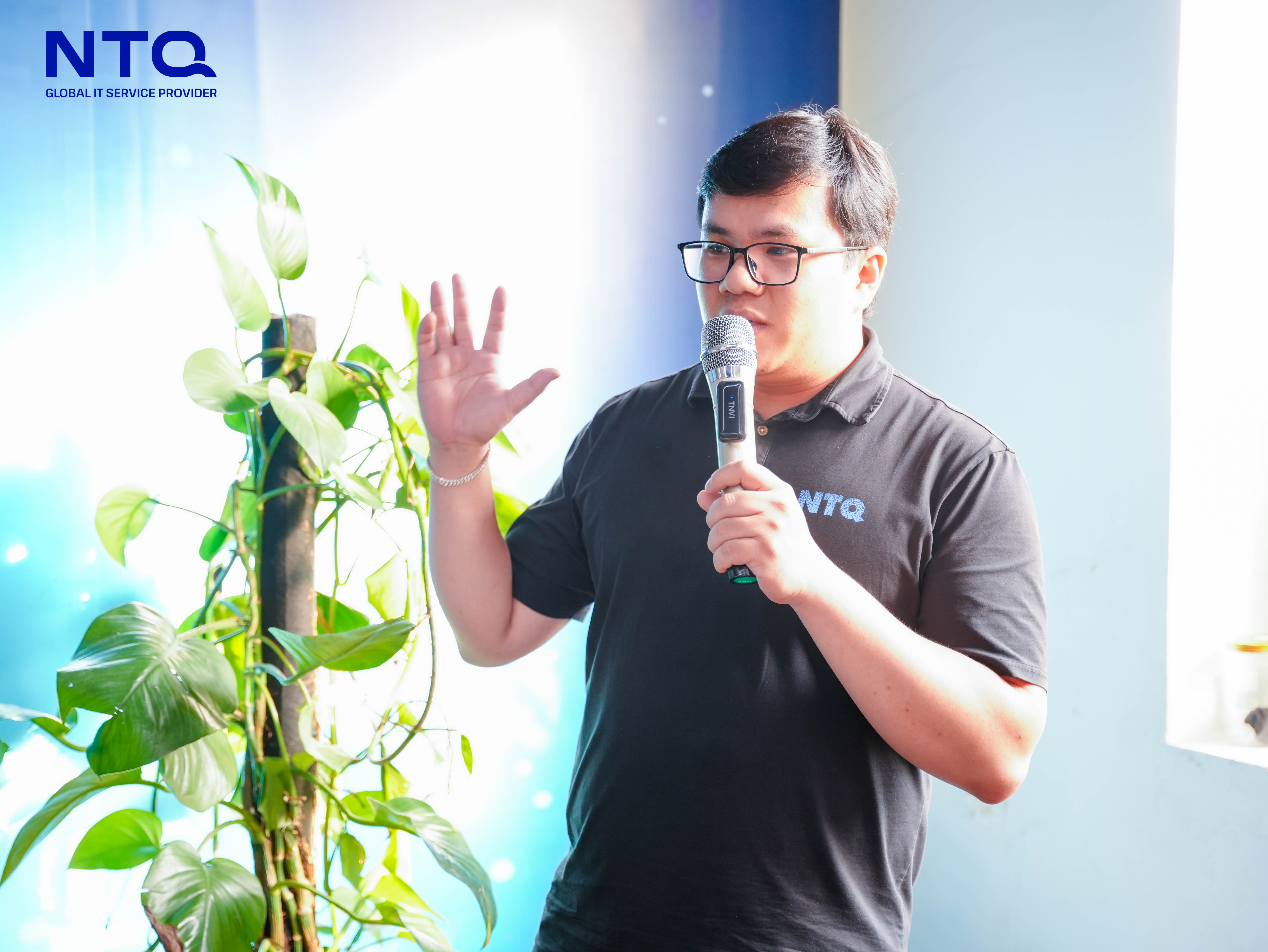 Mr. Brian Hoang (Hoang Xuan Nguyen) delivered insights at the event